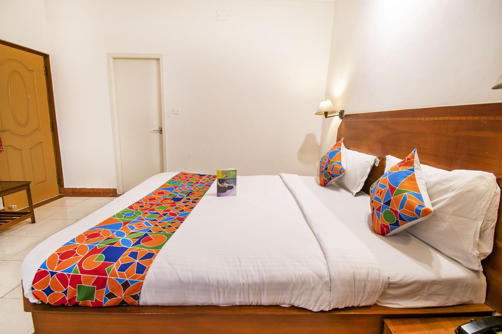 Fabhotel Metro Manor Central Station Chennai Bagian luar foto